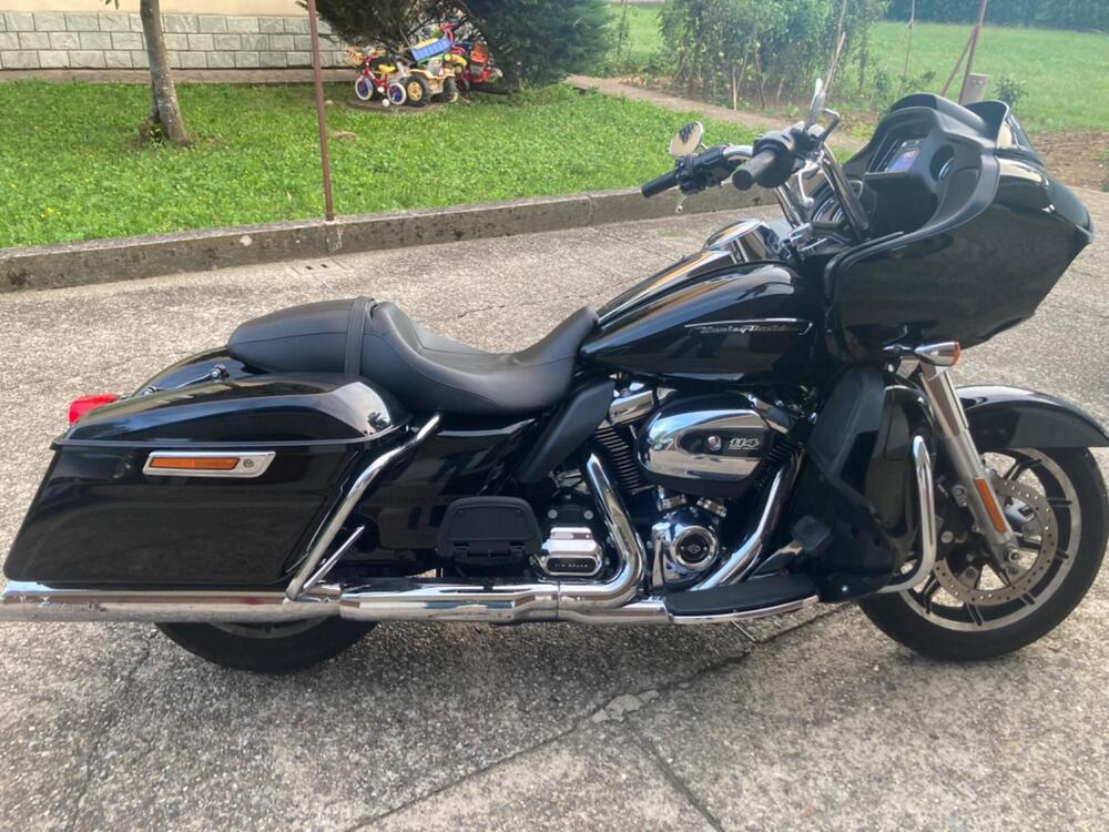 Harley-Davidson 114 Road Glide Ultra (2019) - FLTRXU (3)