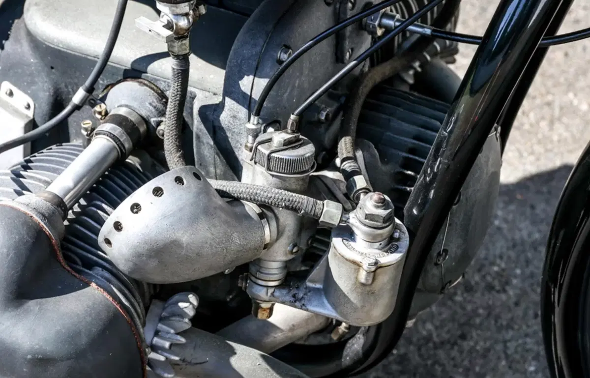 BMW RS M255 Kompressor all'asta: boxer col botto (6)