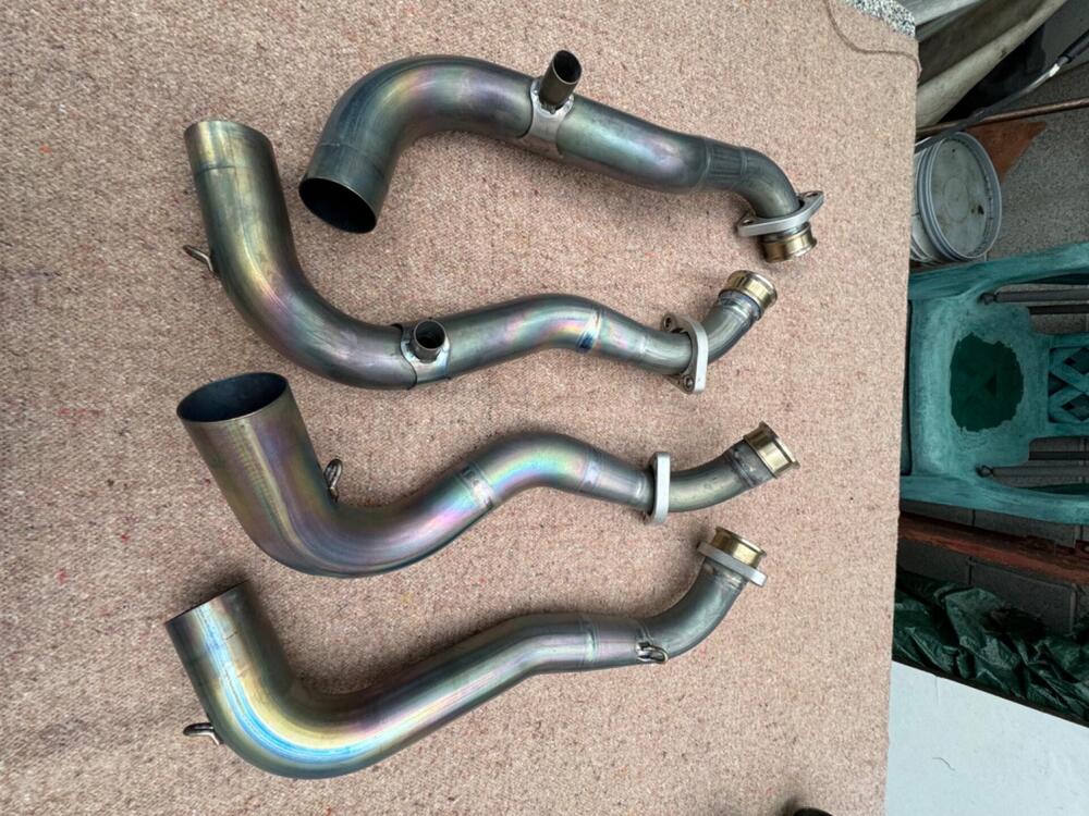 Scarico completo AKRAPOVIC Evolution Titanio Racin (5)