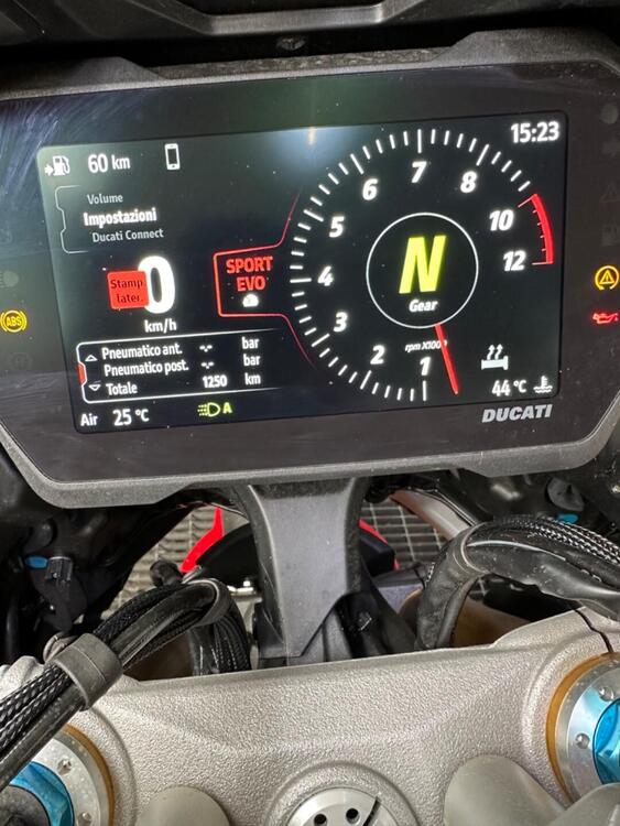 Ducati Multistrada V4 Pikes Peak (2021 - 24) (4)