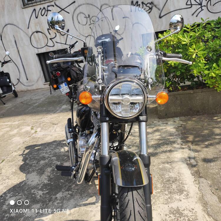 Royal Enfield Meteor 350 Aurora (2024) (4)