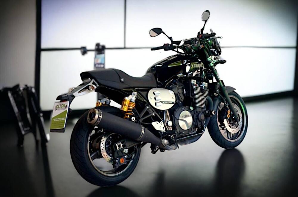 Yamaha XJR 1300 (2015 - 17) (4)