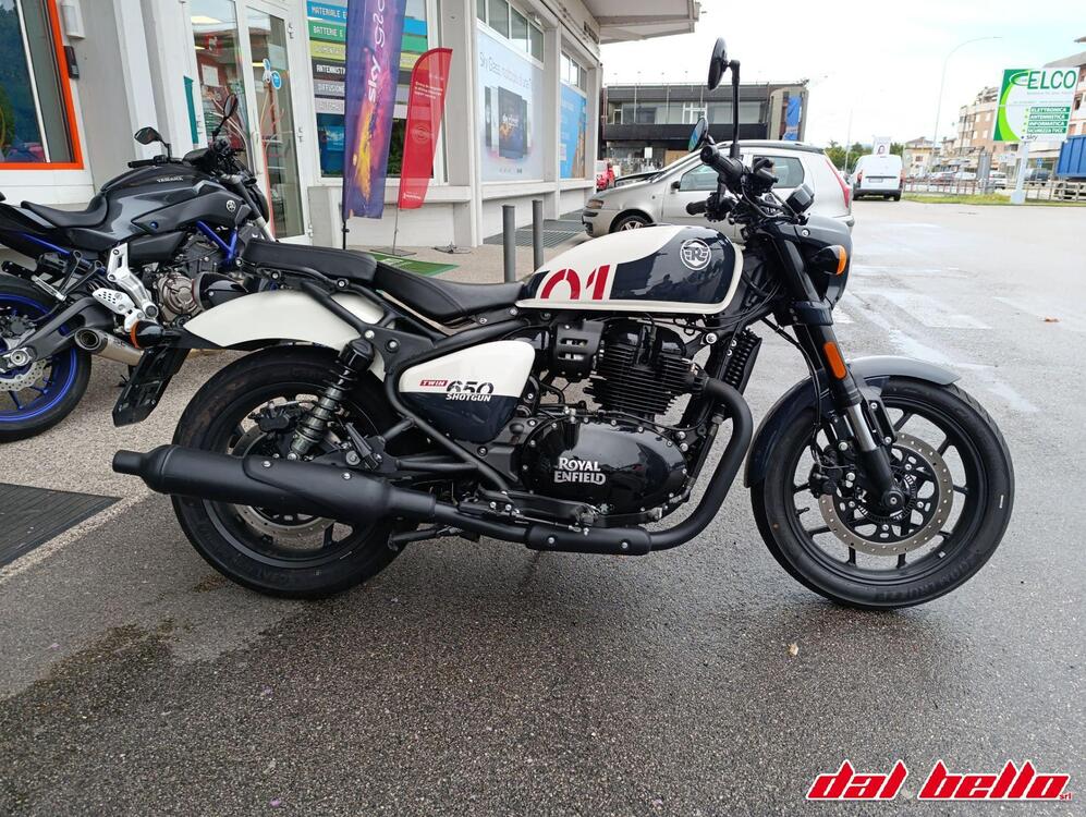 Royal Enfield Shotgun 650 (2024) (2)