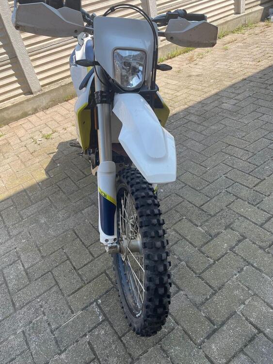 Husqvarna 701 Enduro (2017 - 19) (3)