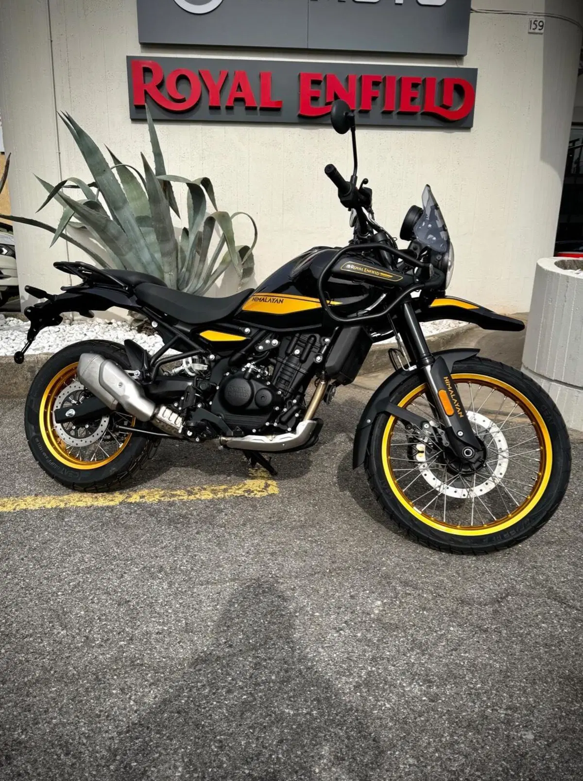 Royal Enfield Himalayan 450 (2024 - 26)