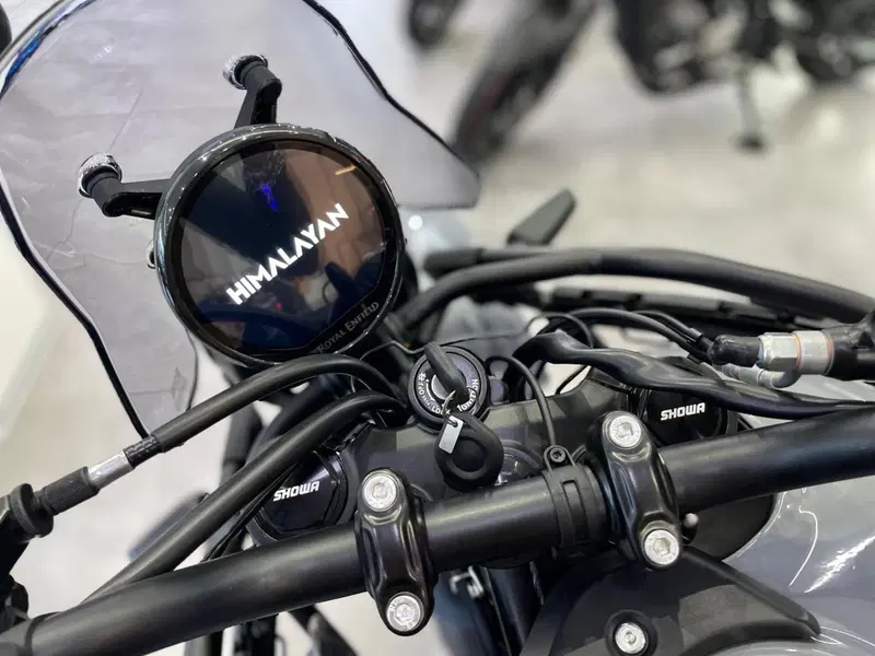 Royal Enfield Himalayan 450 (2024 - 26) (2)