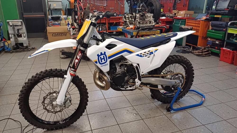 Husqvarna FC 250 (2023) (2)