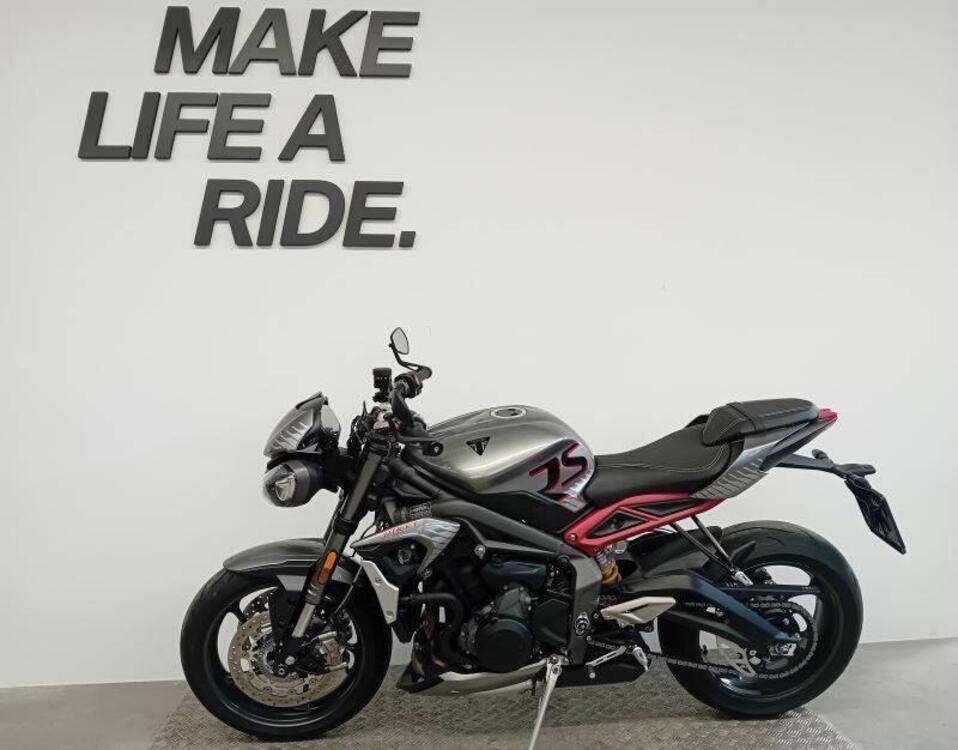 Triumph Street Triple RS (2020 - 22) (2)