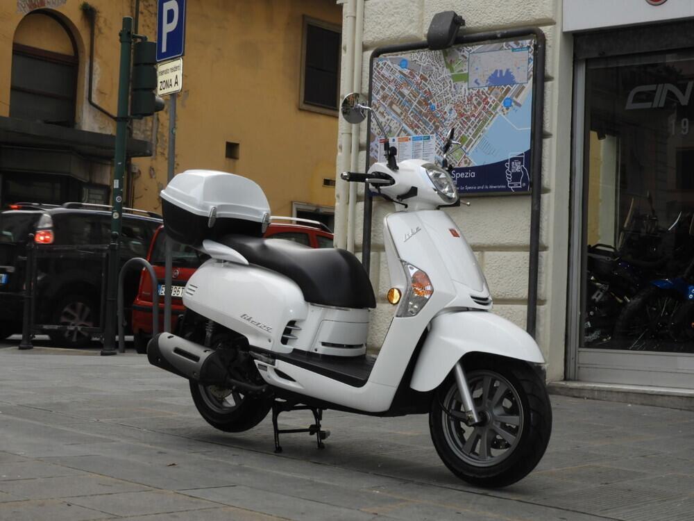 Kymco Like 125 (2009 - 17) (2)