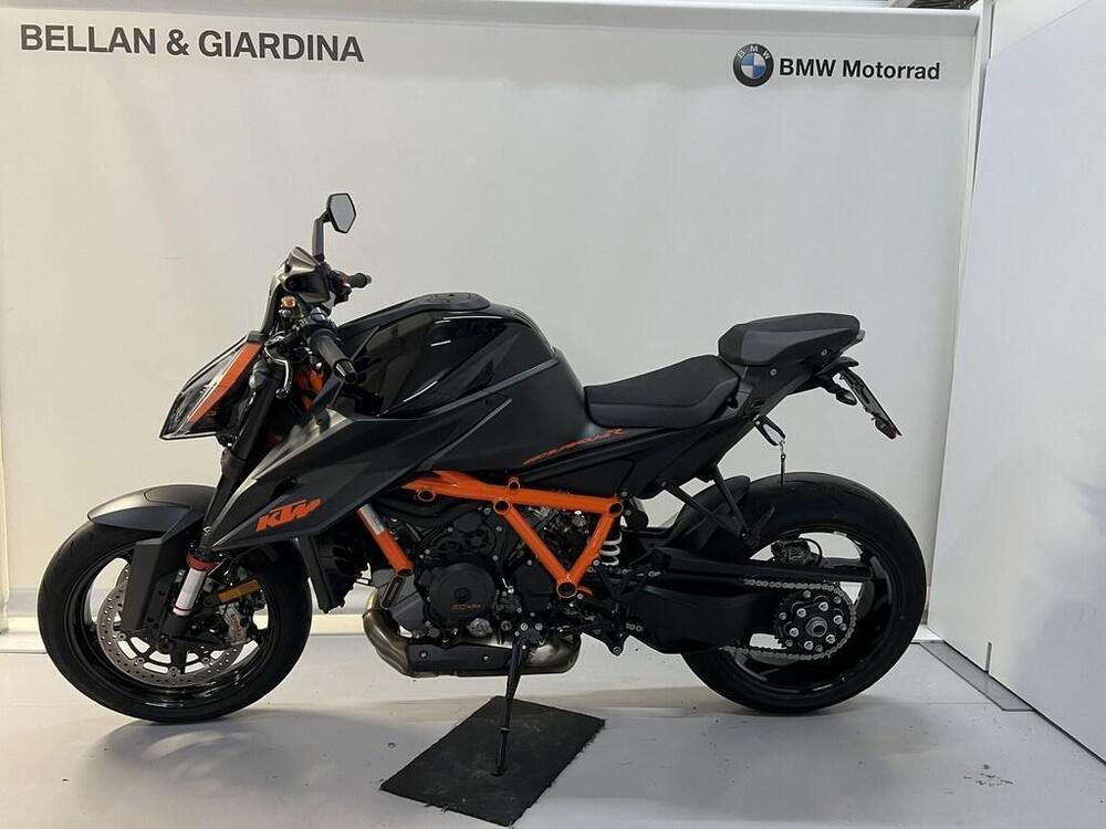 KTM 1290 Super Duke R (2020)