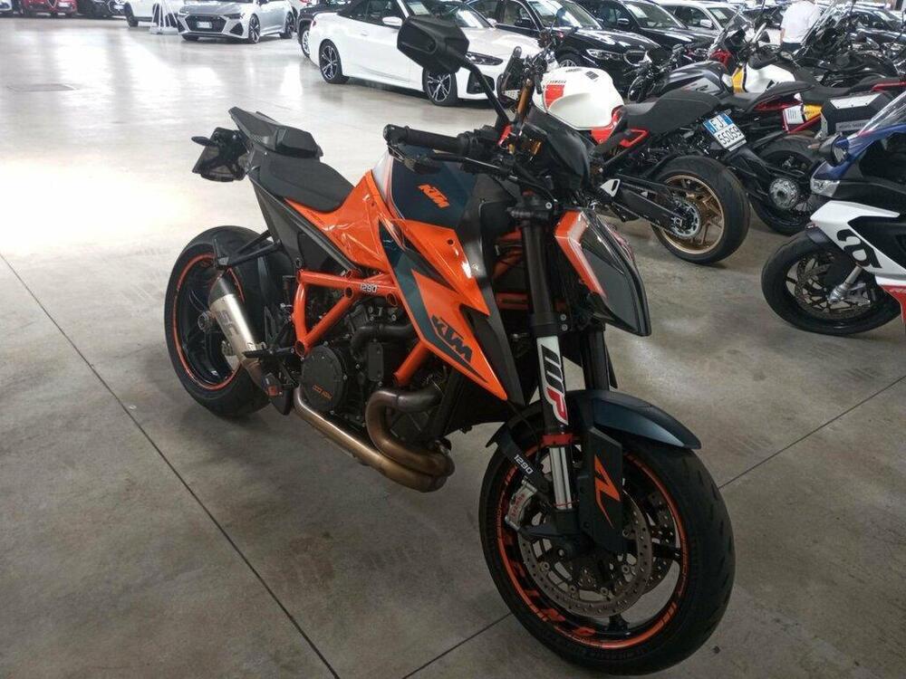 KTM 1290 Super Duke R (2021) (3)