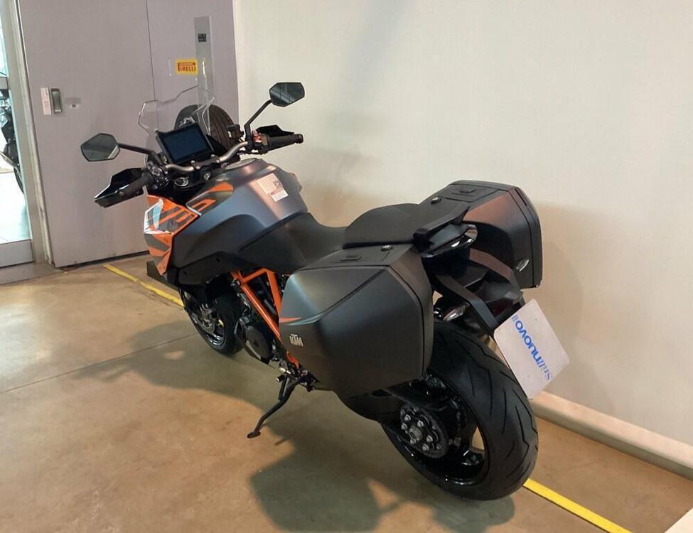 KTM 1290 Super Duke GT (2022 - 24) (5)