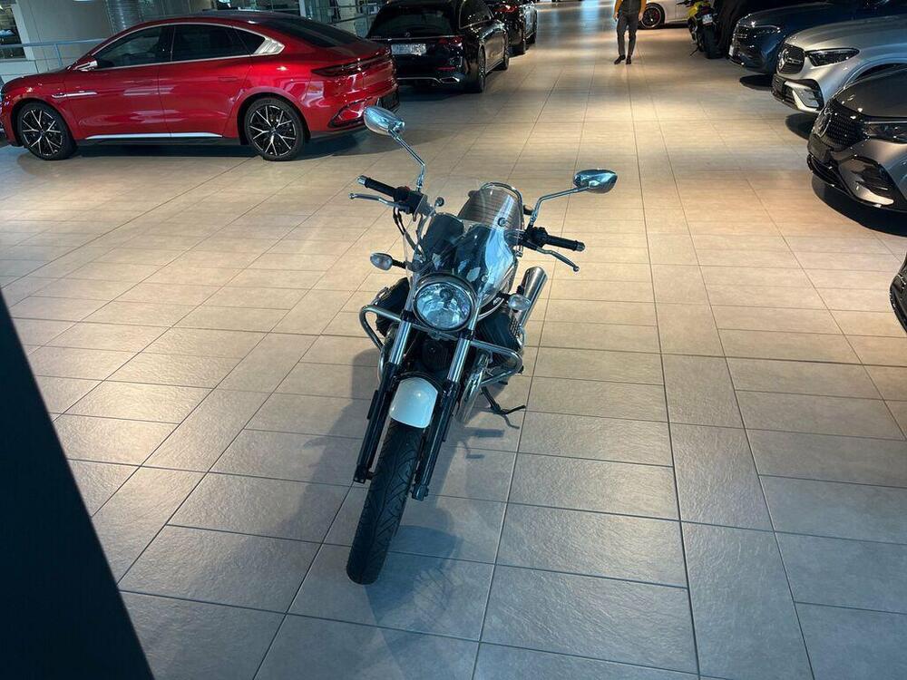 Moto Guzzi V7 III Limited (2018) (2)