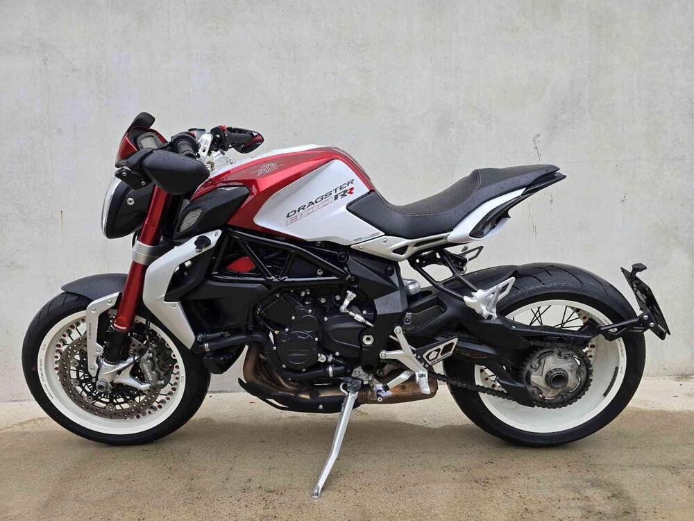 MV Agusta Dragster 800 RR (2015 - 17) (2)