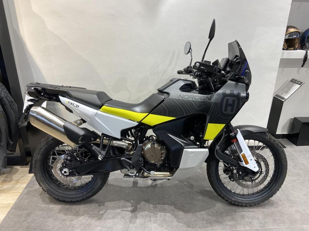 Husqvarna Norden 901 (2022 - 24)