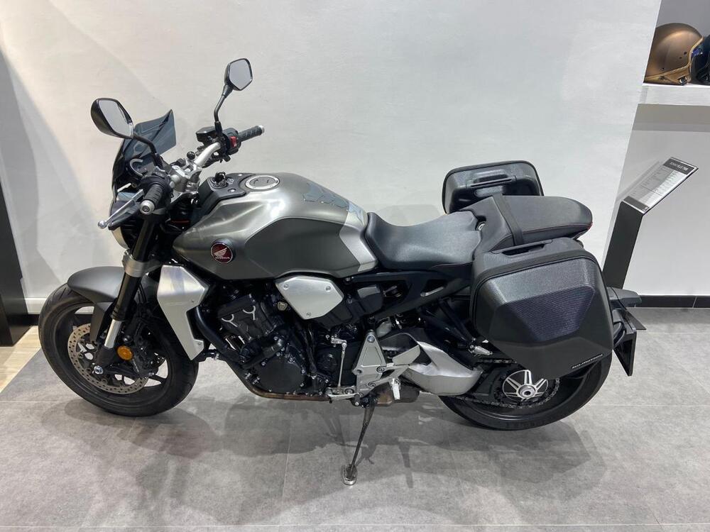 Honda CB 1000 R + Neo Sport Cafè (2019 - 20)