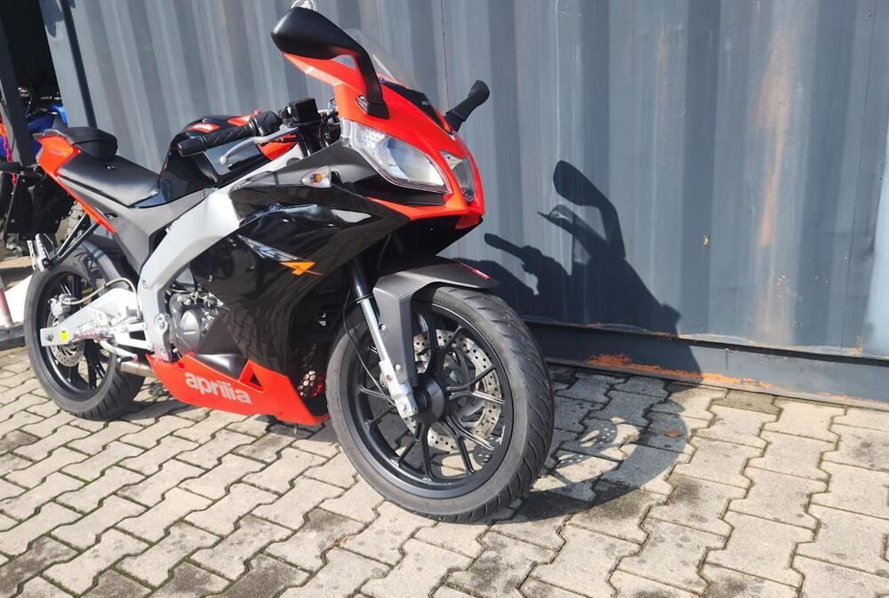 Aprilia RS4 125 (2011 - 16) (3)