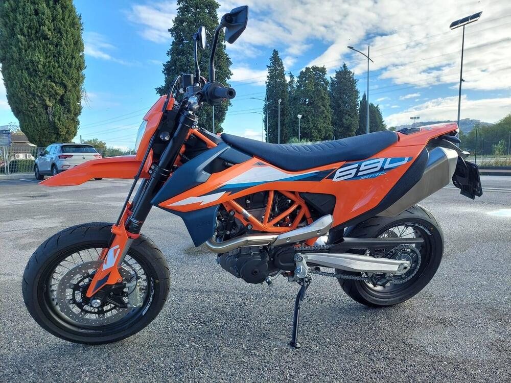 KTM 690 SMC R (2023 - 24) (5)