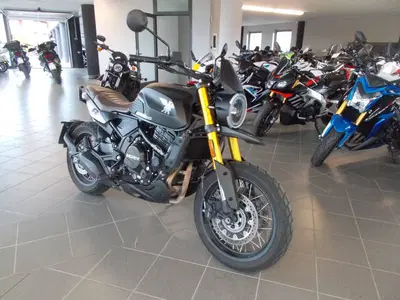 Moto Morini SEIEMMEZZO SCR (2022 - 26) usata