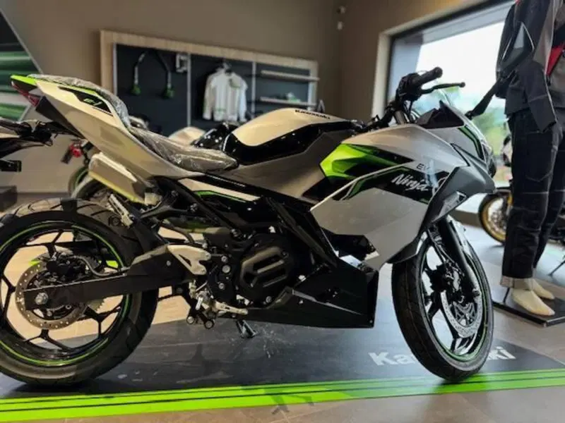 Kawasaki Ninja e-1 (2024 - 26)