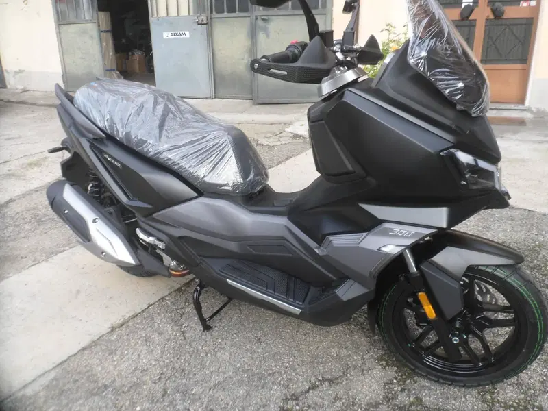 Sym ADX 300 (2024 - 26) (2)
