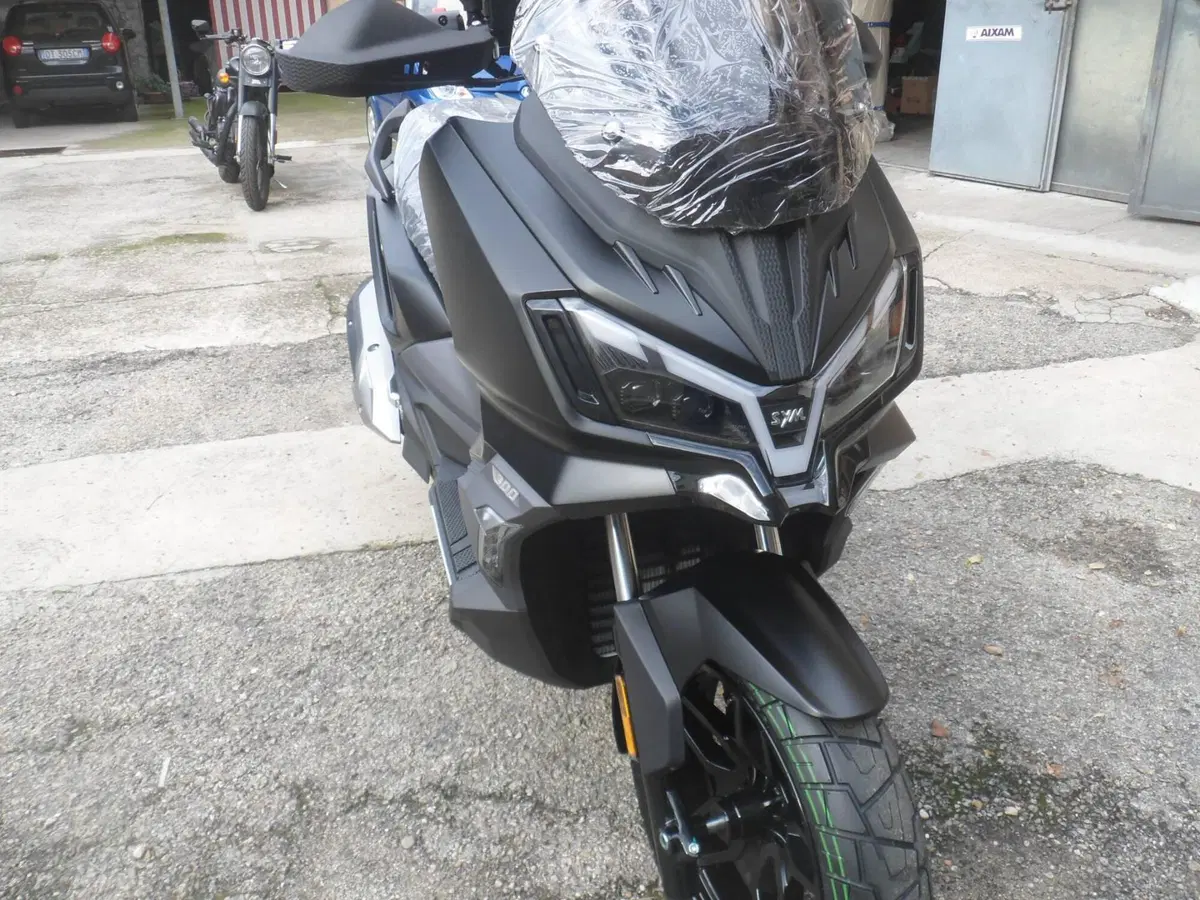 Sym ADX 300 (2024 - 26)