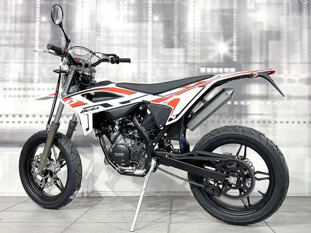 Betamotor RR 50 Motard (2021 - 24) (2)