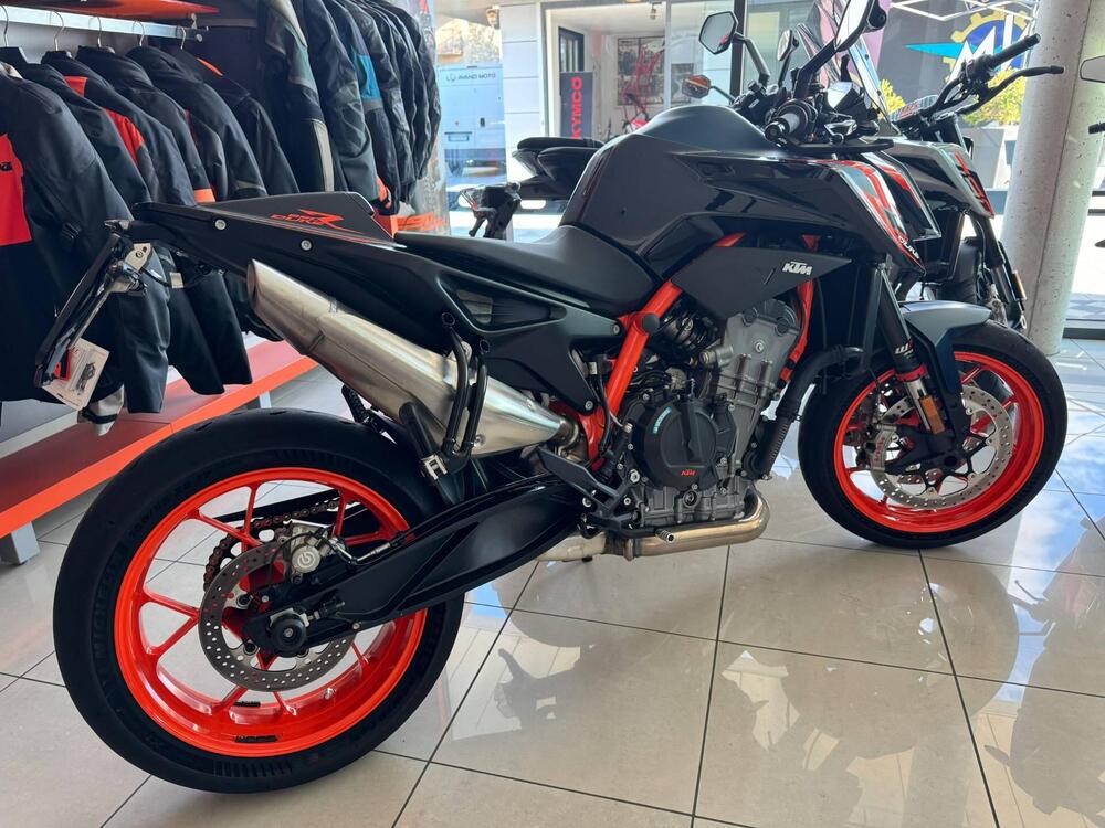 KTM 890 Duke R (2022 - 23) (2)