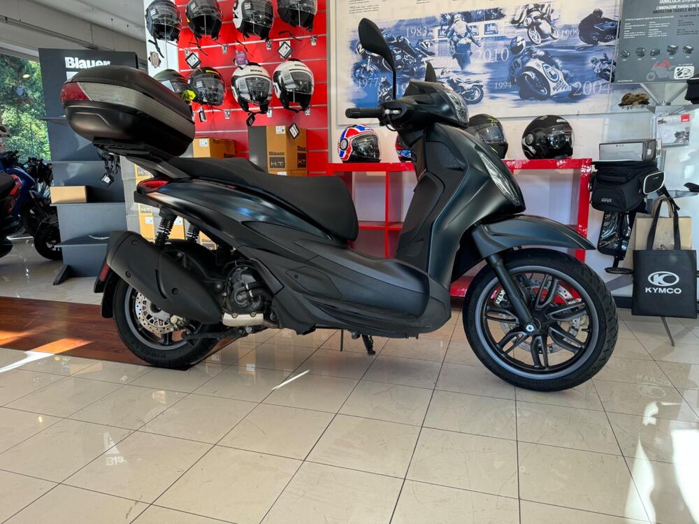 Piaggio Beverly 300 Hpe (2021) (4)