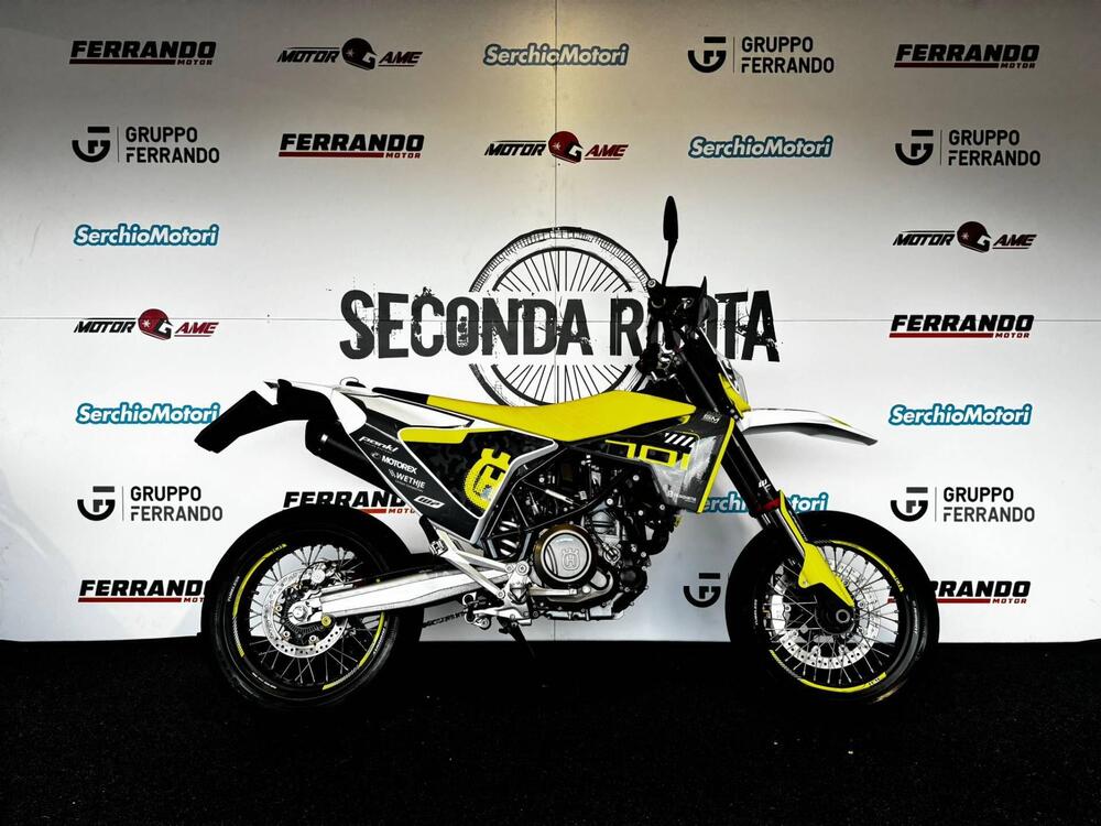 Husqvarna 701 Supermoto (2022)