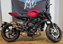 MV Agusta Brutale 800 R (2023 - 24) usata