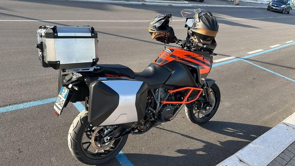 KTM 1290 Super Adventure S (2017 - 20) (2)