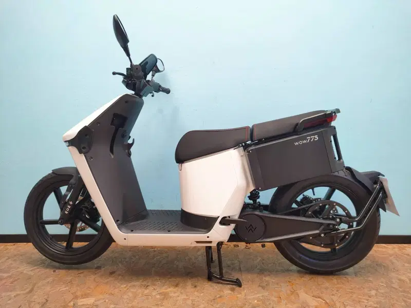 WOW 775 L3e (2021 - 26) (4)