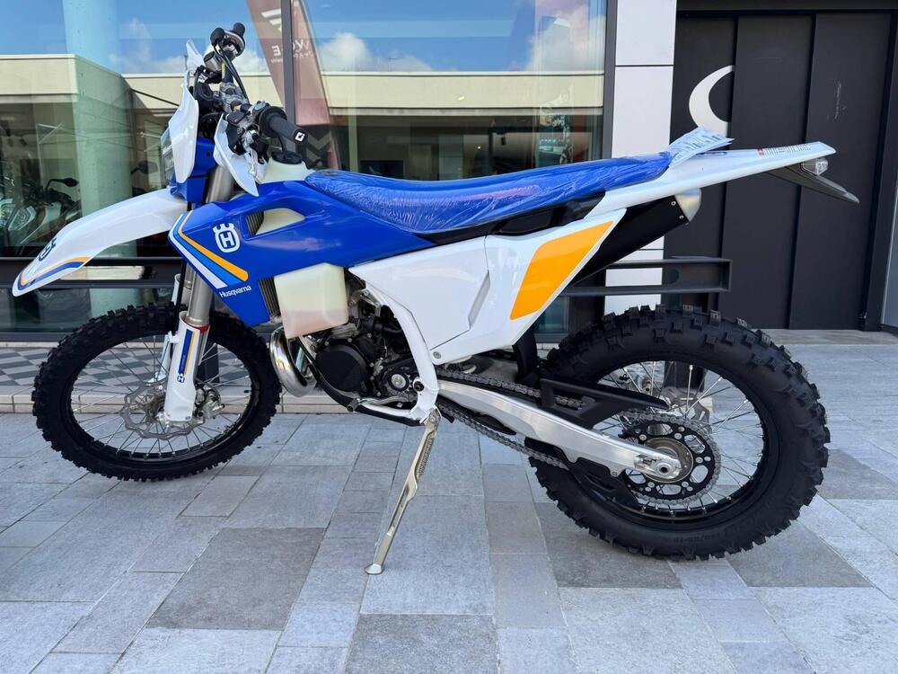 Husqvarna TE 300 (2025)