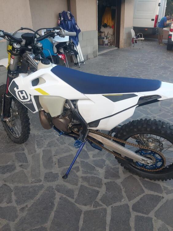 Husqvarna TE 300i (2022) (3)