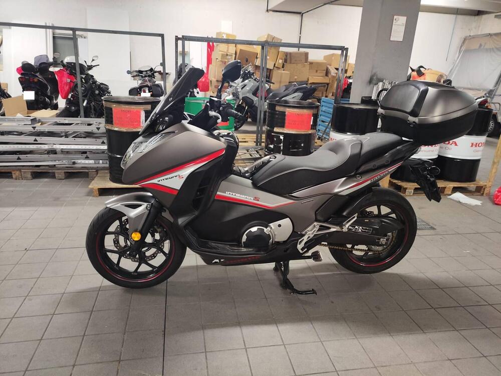 Honda Integra 750 DCT (2016 - 17) (2)