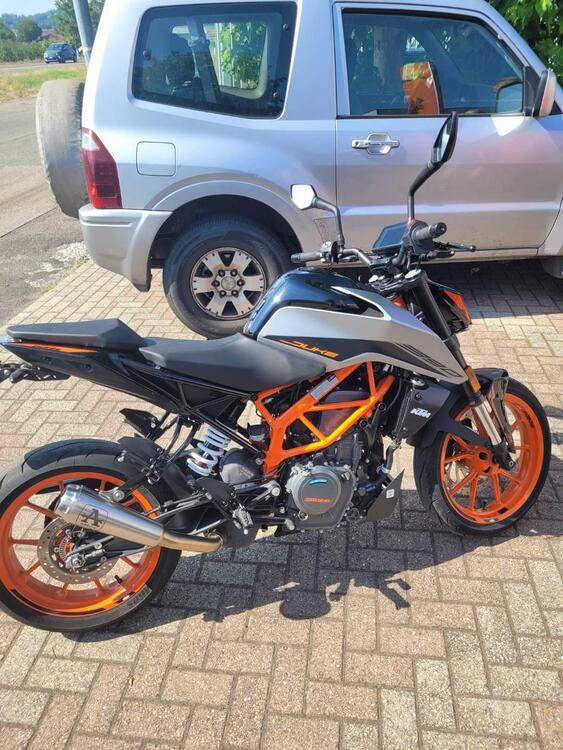 KTM 390 Duke (2021 - 23) (2)