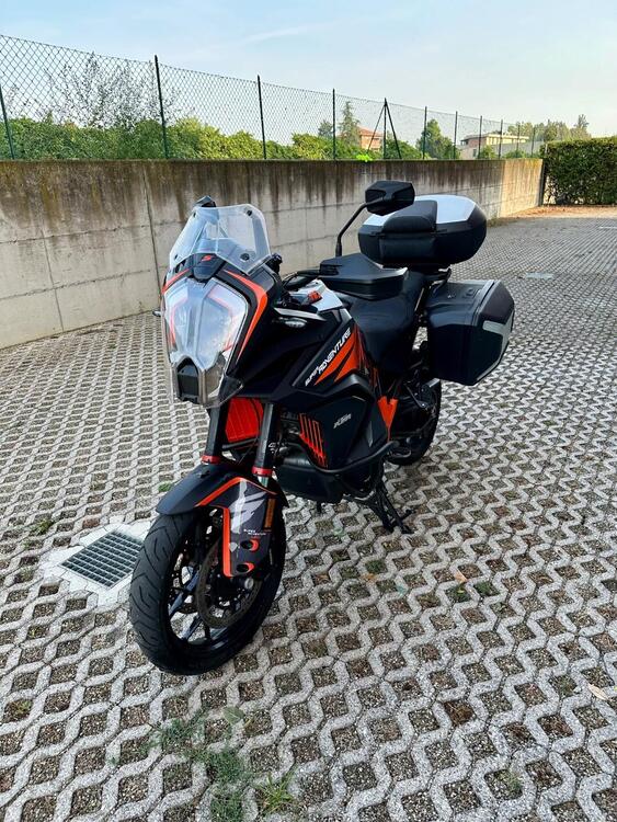 KTM 1290 Super Adventure S (2021)