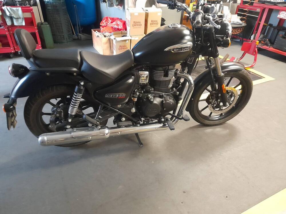 Royal Enfield Meteor 350 Stellar (2021 - 24)