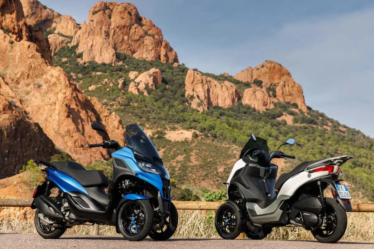 Piaggio MP3 310 e 310 Sport (32)