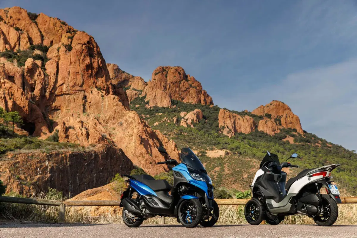 Piaggio MP3 310 e 310 Sport (30)