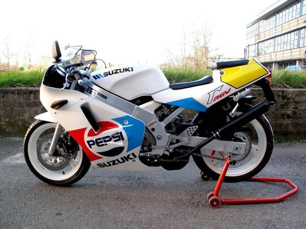 Suzuki RGV 250 (1989 - 97) (2)