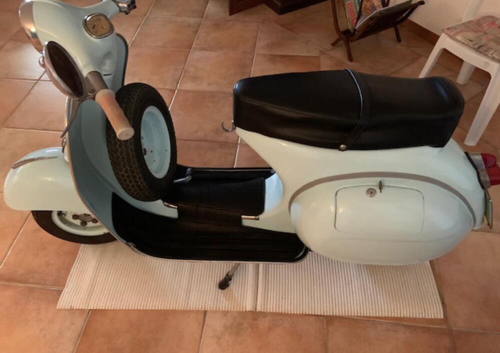 Piaggio VESPA 150 VBA1T