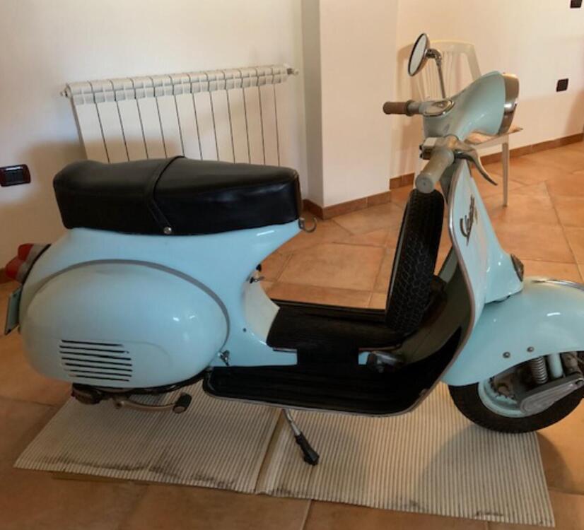 Piaggio VESPA 150 VBA1T (2)