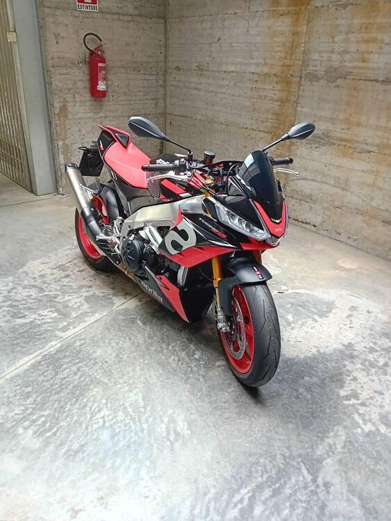 Aprilia Tuono 1100 V4 Factory (2021 - 24) (3)