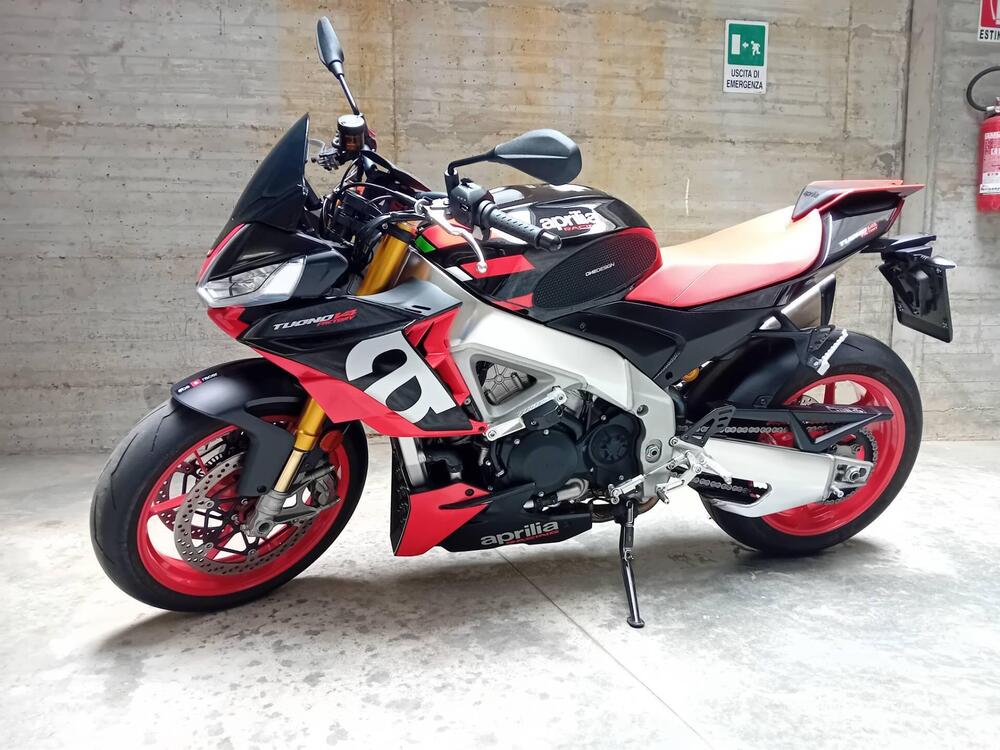 Aprilia Tuono 1100 V4 Factory (2021 - 24) (5)