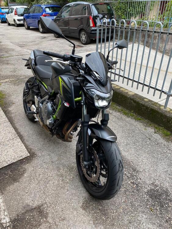 Kawasaki Z 650 (2017 - 19) (4)