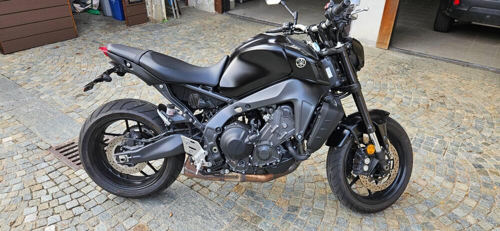 Yamaha MT-09 (2021 - 23) (2)