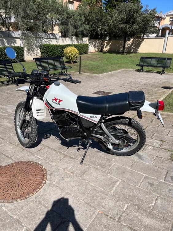 Yamaha XT 550