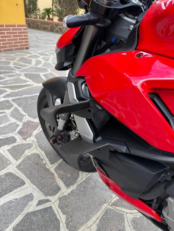 Ducati Streetfighter V2 (2022 - 24) (5)